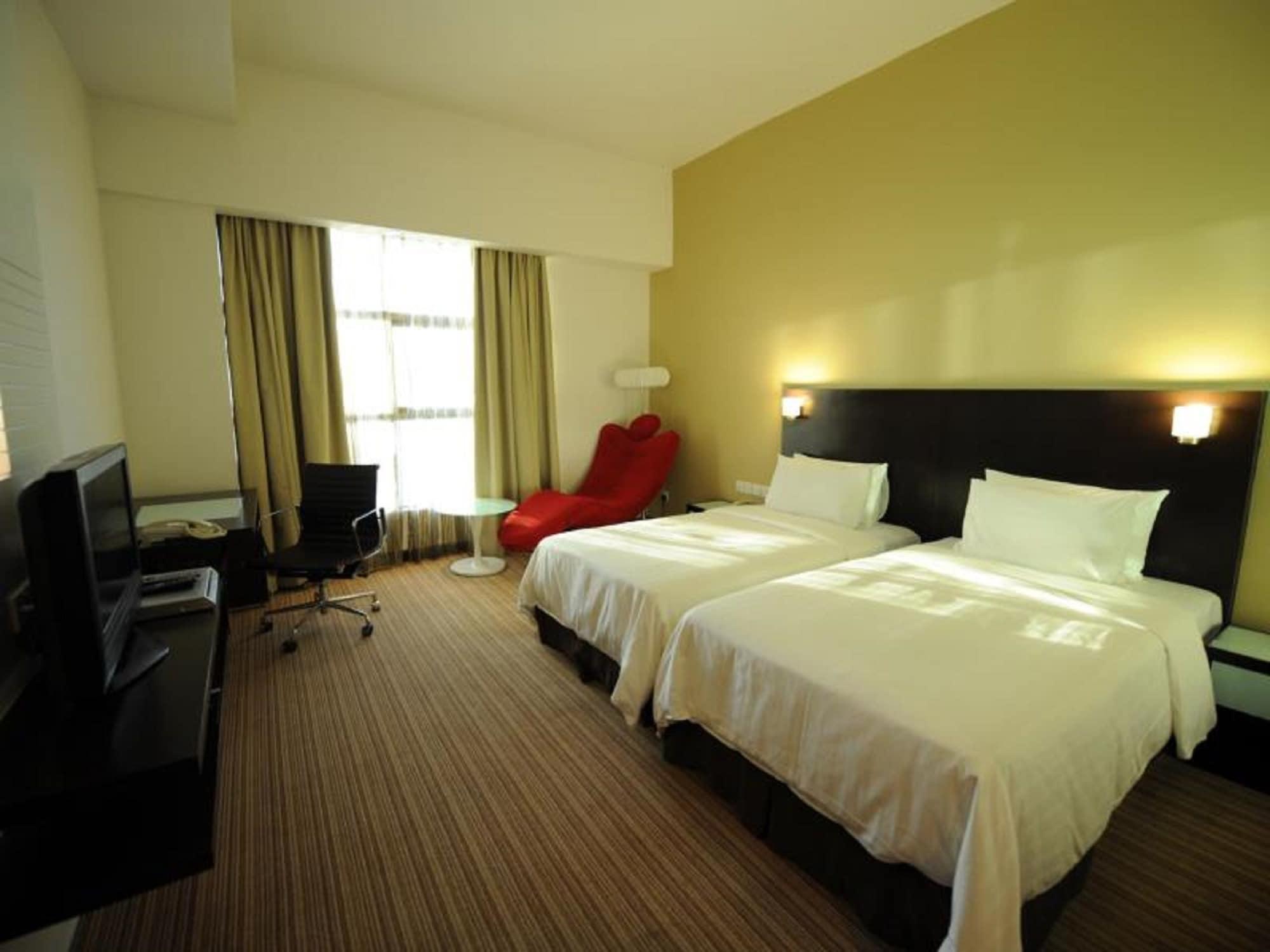 The Klagan Hotel Kota Kinabalu Ngoại thất bức ảnh