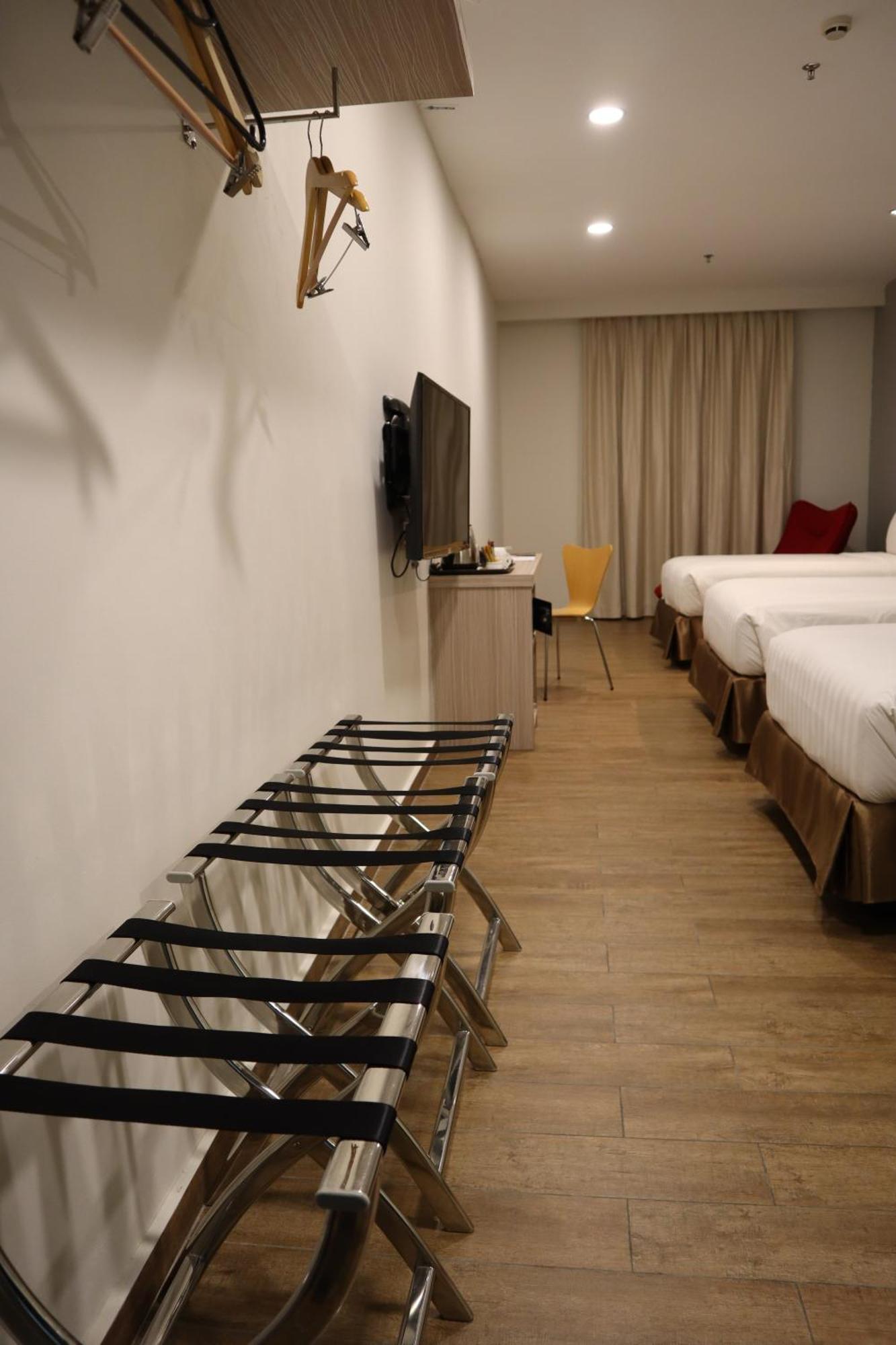The Klagan Hotel Kota Kinabalu Ngoại thất bức ảnh